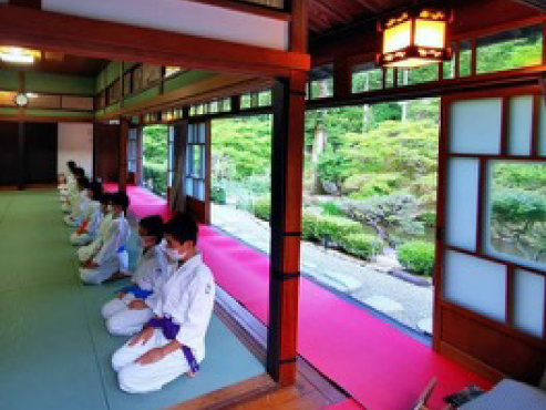 少年部の稽古の様子